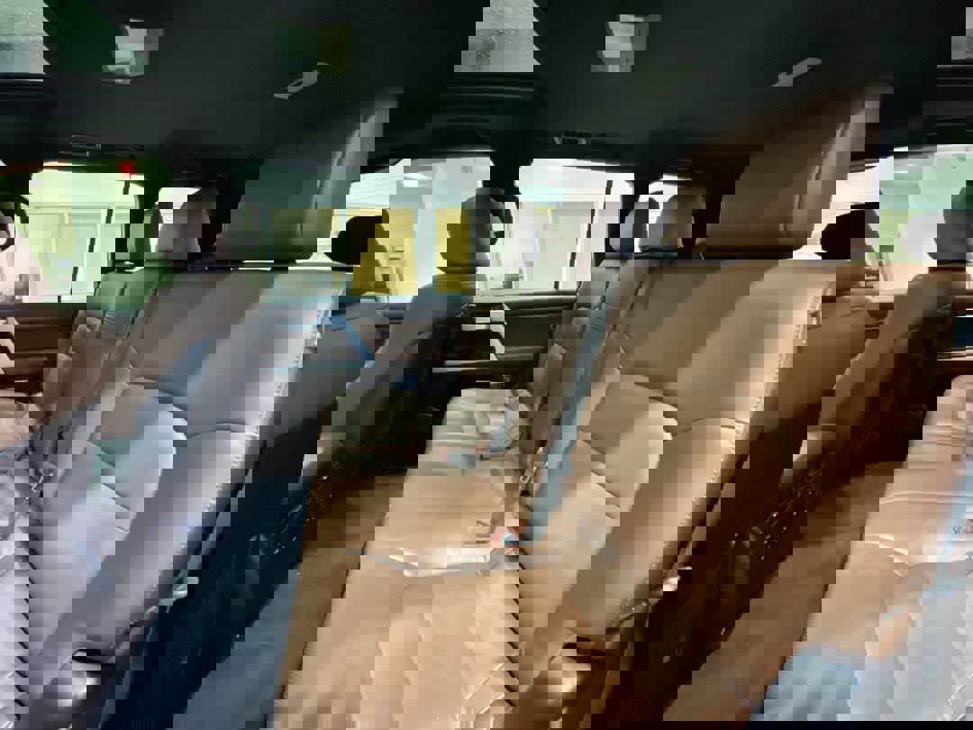 Used 2019 Toyota Land Cruiser image 24