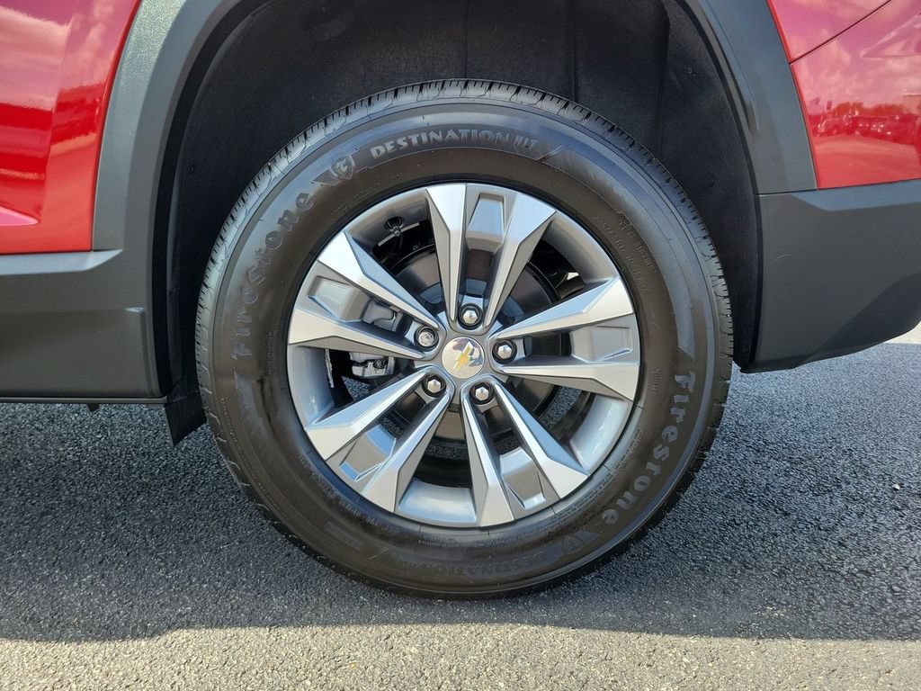 Certified 2026 Chevrolet Equinox LT FWD image 33