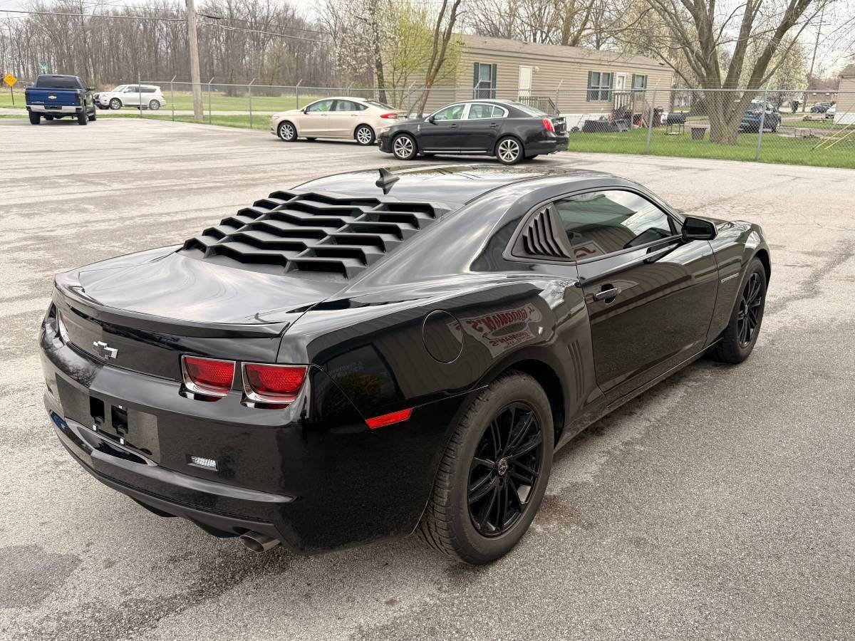 Used 2013 Chevrolet Camaro LS RWD image 5