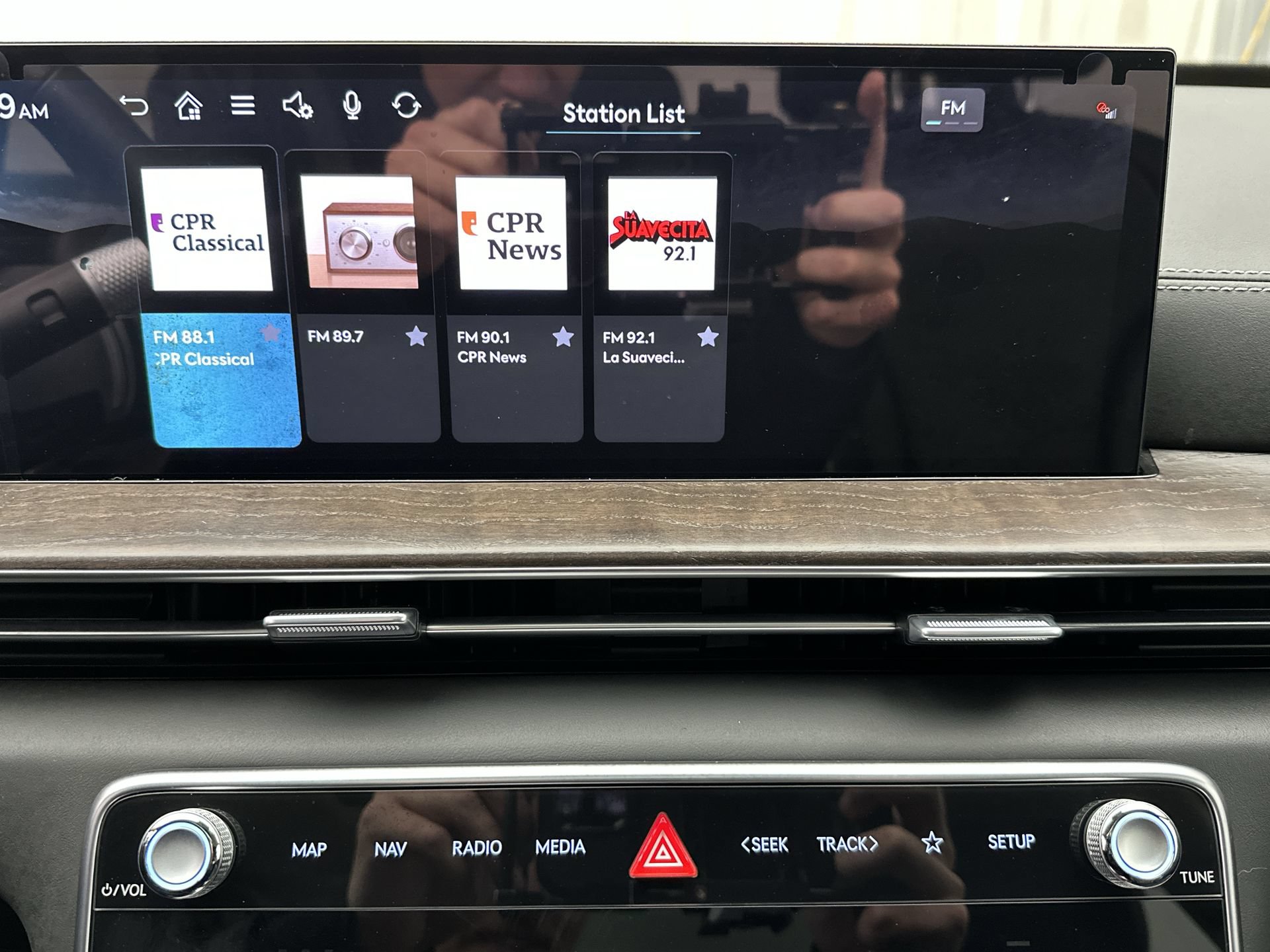 Certified 2026 Genesis GV80 2.5T Advanced AWD/4WD image 16
