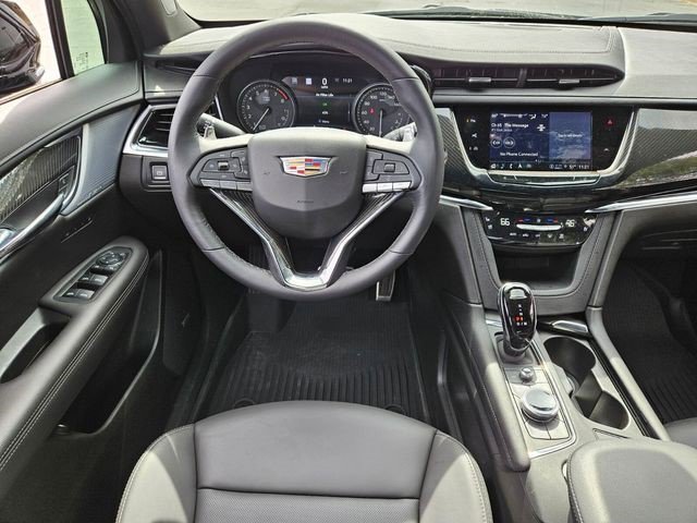 Certified 2024 Cadillac XT6 Sport w/ Technology Package image 11