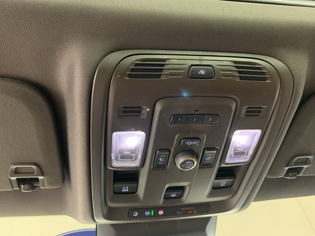 Used 2021 Cadillac Escalade Sport w/ Driver Assist Tech Package AWD/4WD image 27