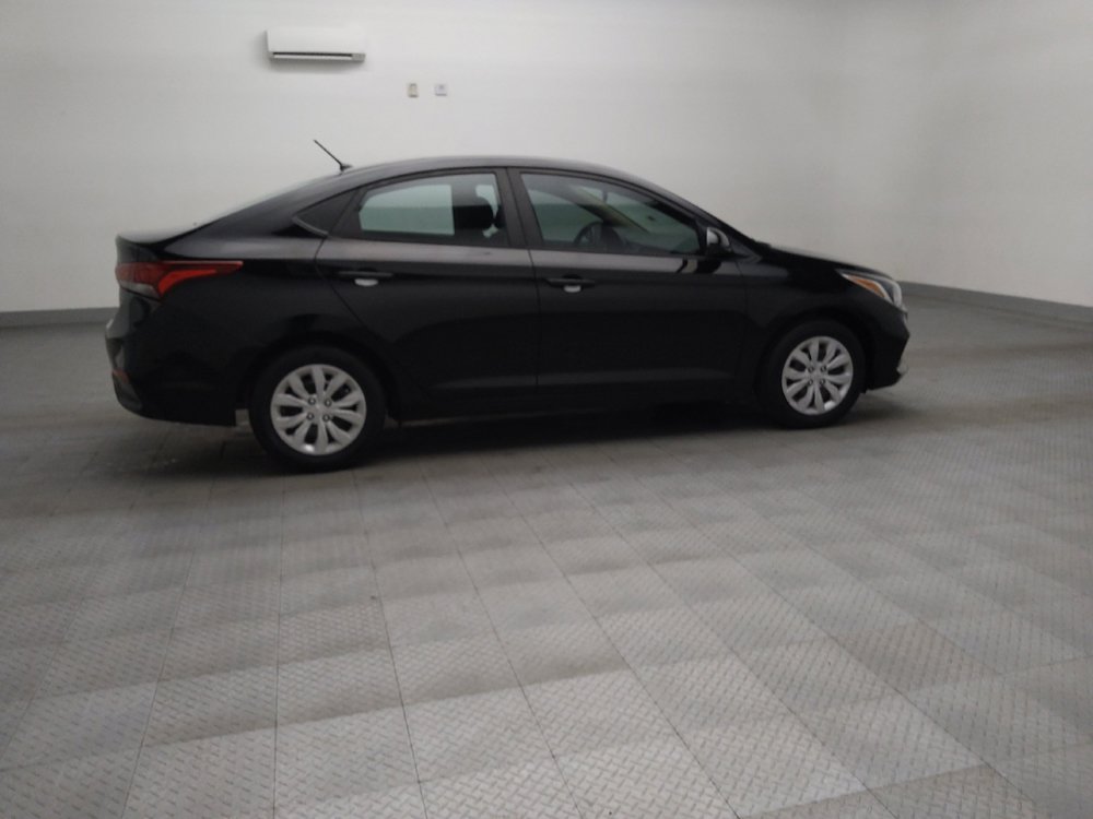 Used 2019 Hyundai Accent SE FWD image 10