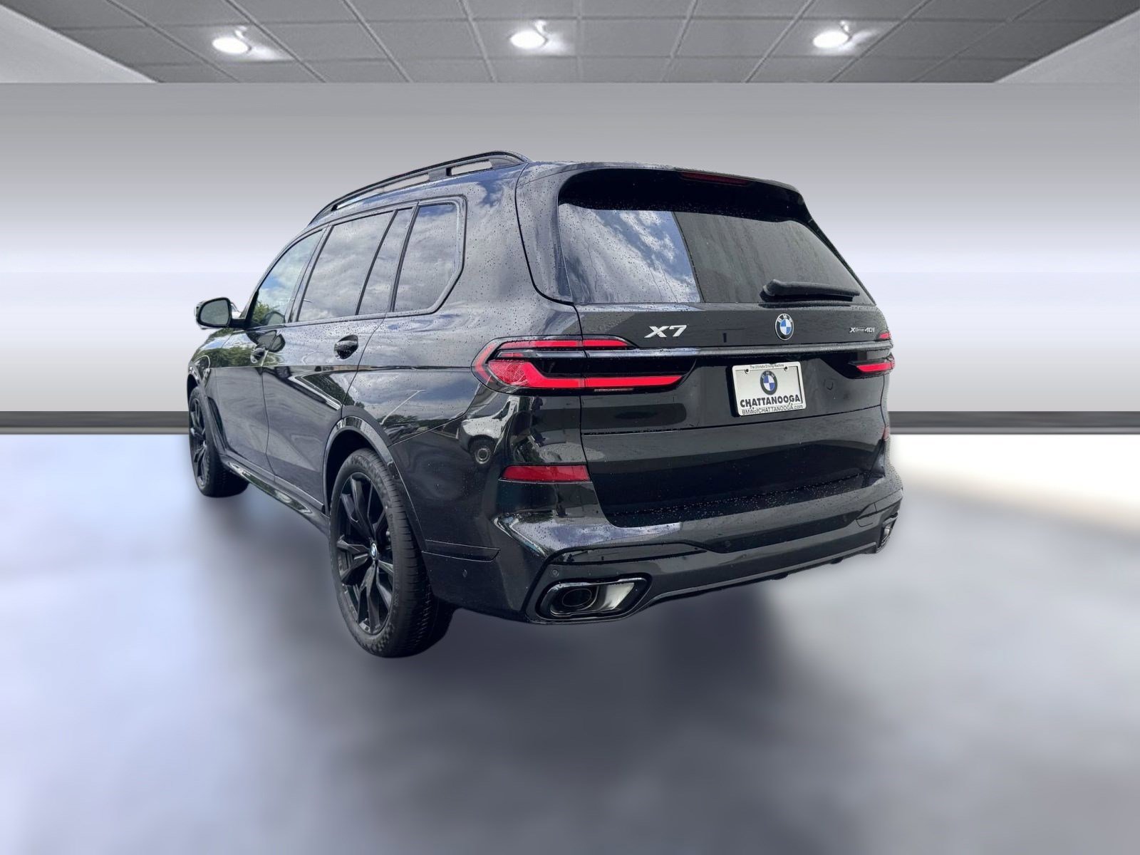 Used 2026 BMW X7 xDrive40i w/ Executive Package image 3