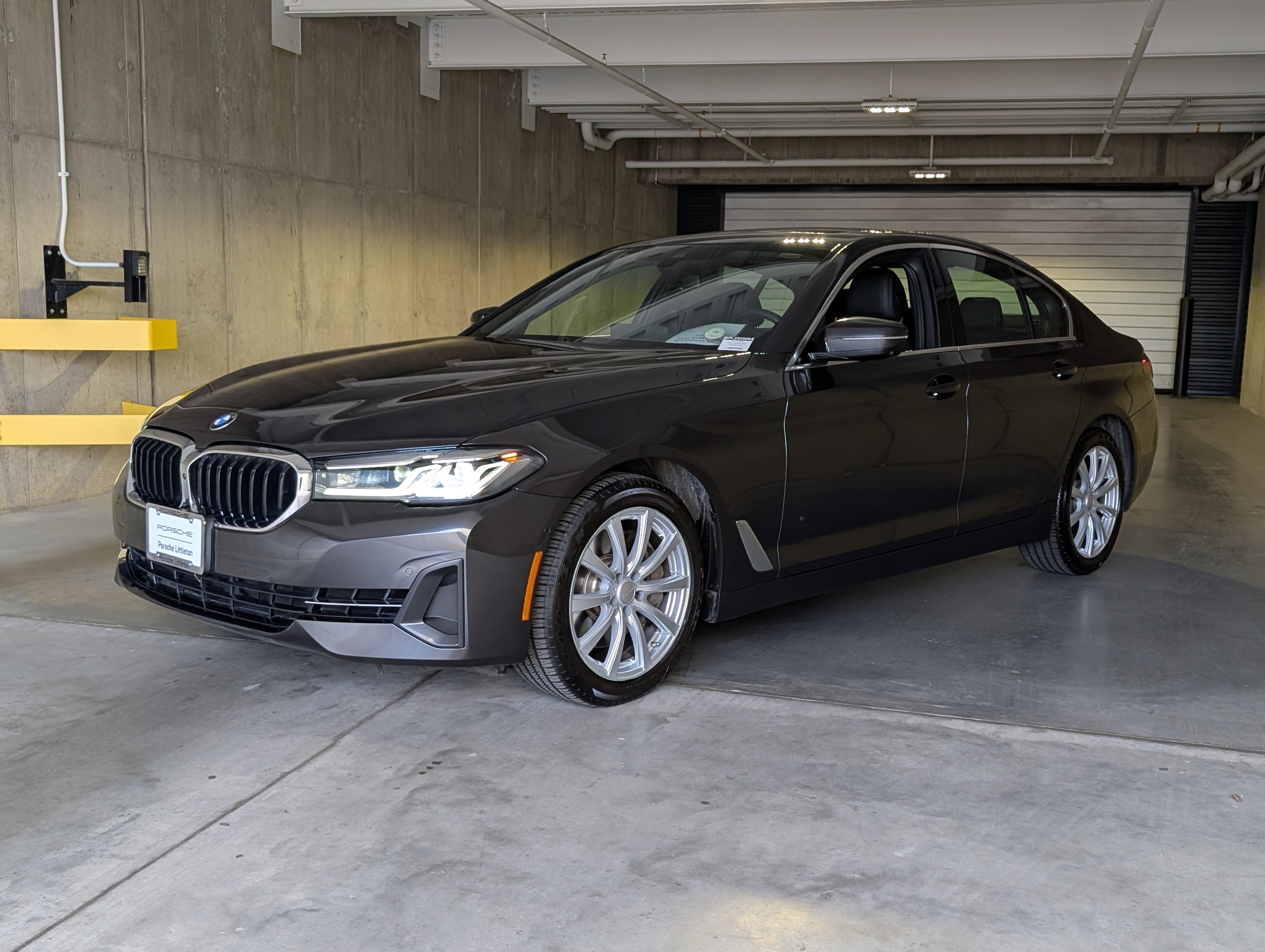 Used 2021 BMW 540i xDrive w/ Premium Package image 1