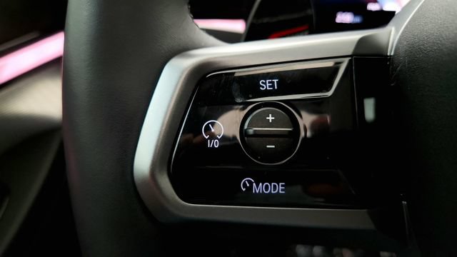 Used 2026 BMW i5 eDrive40 w/ M Sport Package RWD image 62