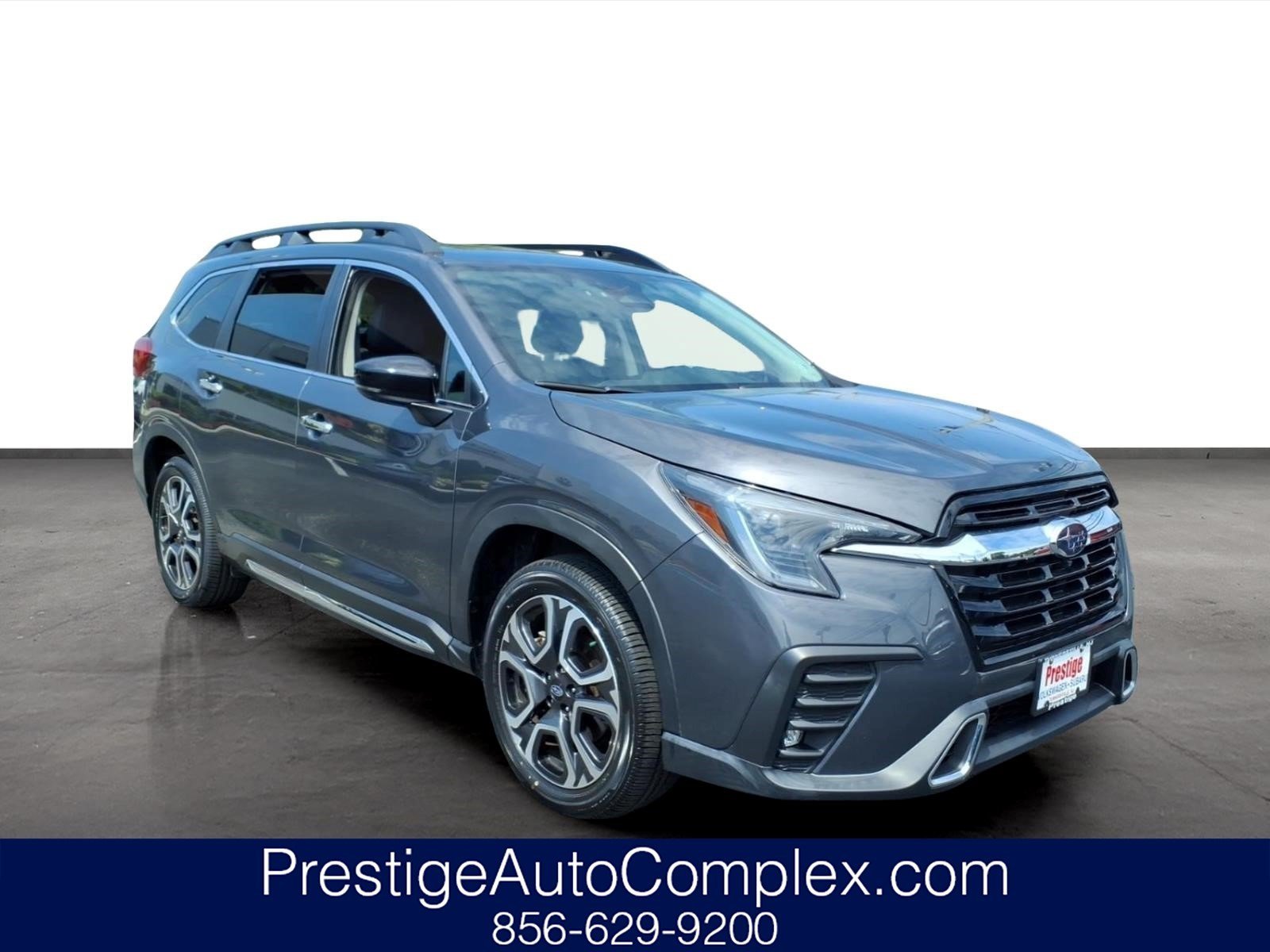 Used 2024 Subaru Ascent Touring AWD/4WD image 1