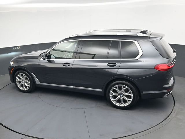 Used 2022 BMW X7 xDrive40i w/ Executive Package AWD/4WD image 32