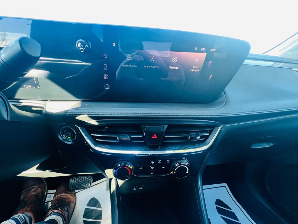 Used 2025 Buick Encore GX Preferred image 30