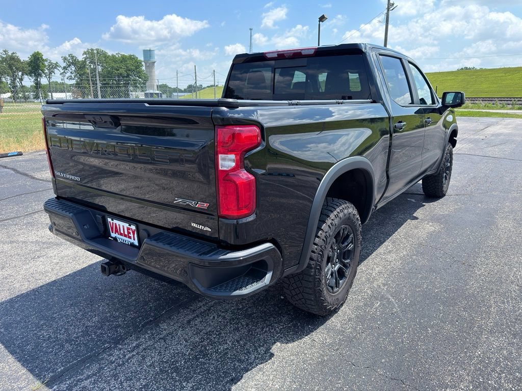 Used 2024 Chevrolet Silverado 1500 ZR2 w/ Technology Package AWD/4WD image 20