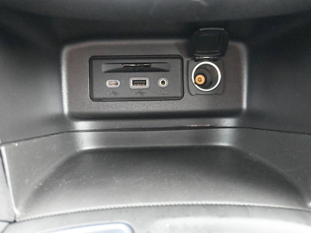 Used 2024 Chevrolet Equinox LT image 28