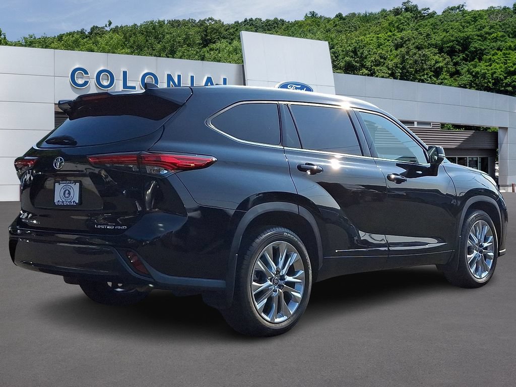 Used 2021 Toyota Highlander Limited AWD/4WD image 6