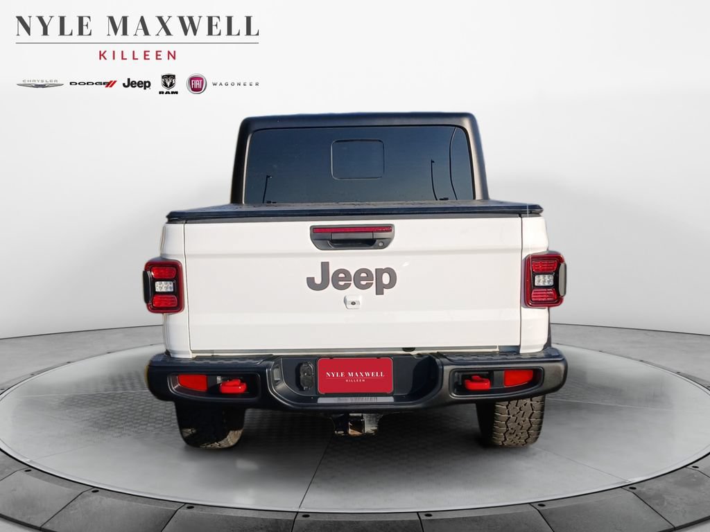 Used 2024 Jeep Gladiator Rubicon w/ Convenience Group AWD/4WD image 15