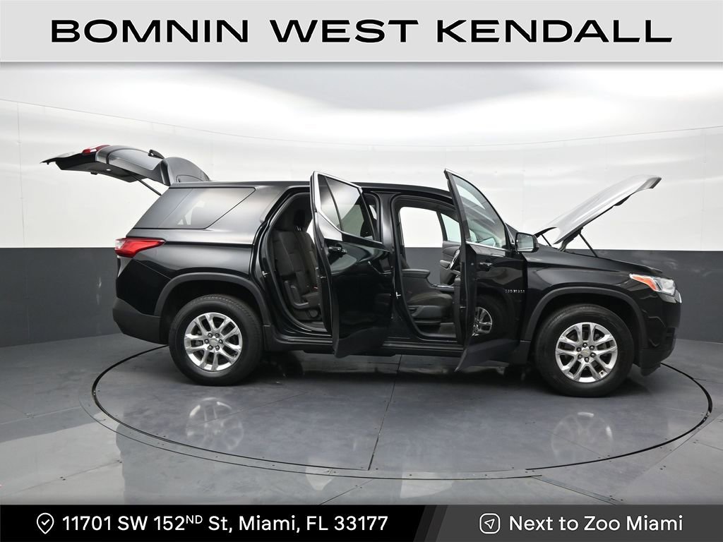 Used 2020 Chevrolet Traverse LS image 29