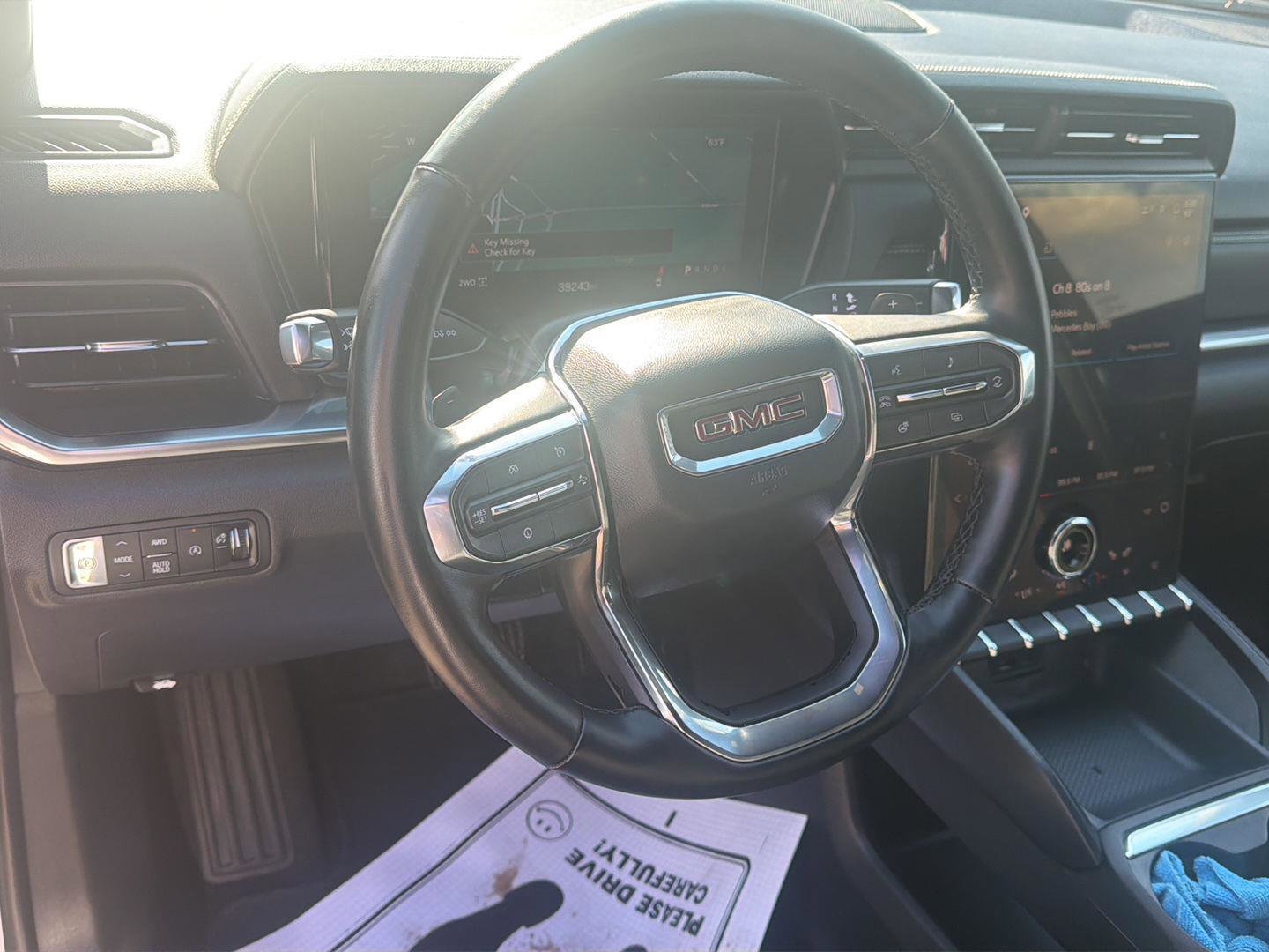 Used 2025 GMC Terrain Elevation AWD/4WD image 15