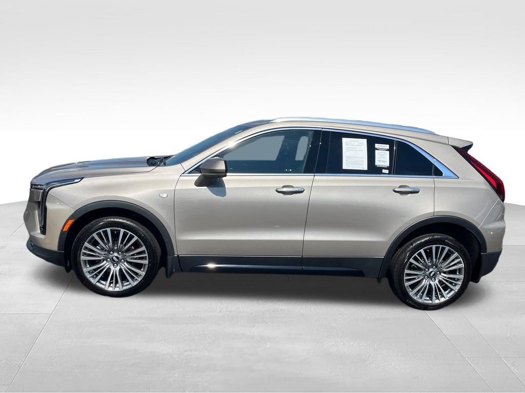 Used 2024 Cadillac XT4 Premium Luxury w/ Active Safety Package AWD/4WD image 2