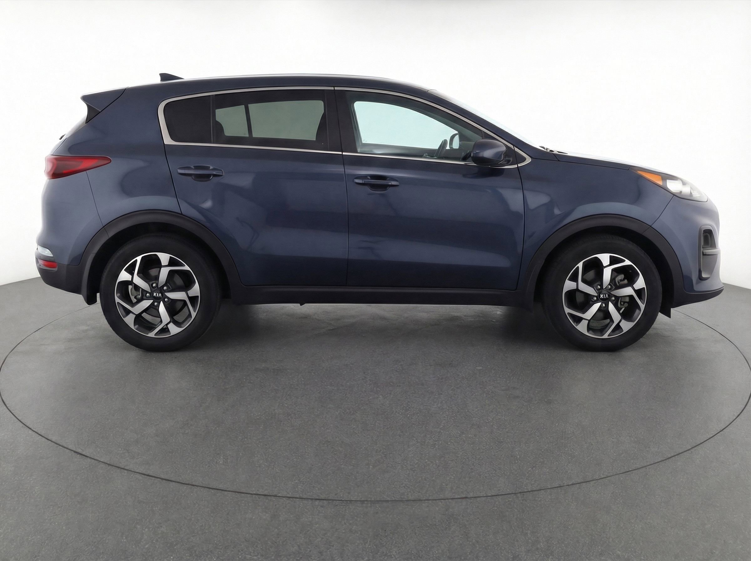 Used 2020 Kia Sportage LX image 7