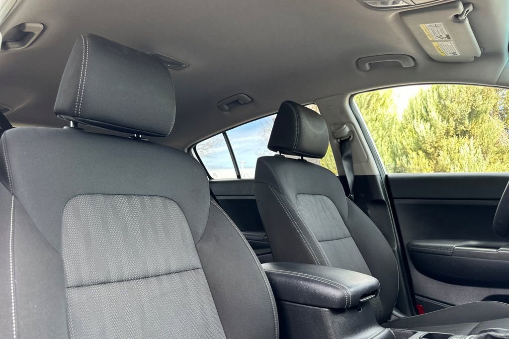 Used 2022 Kia Sportage LX image 17