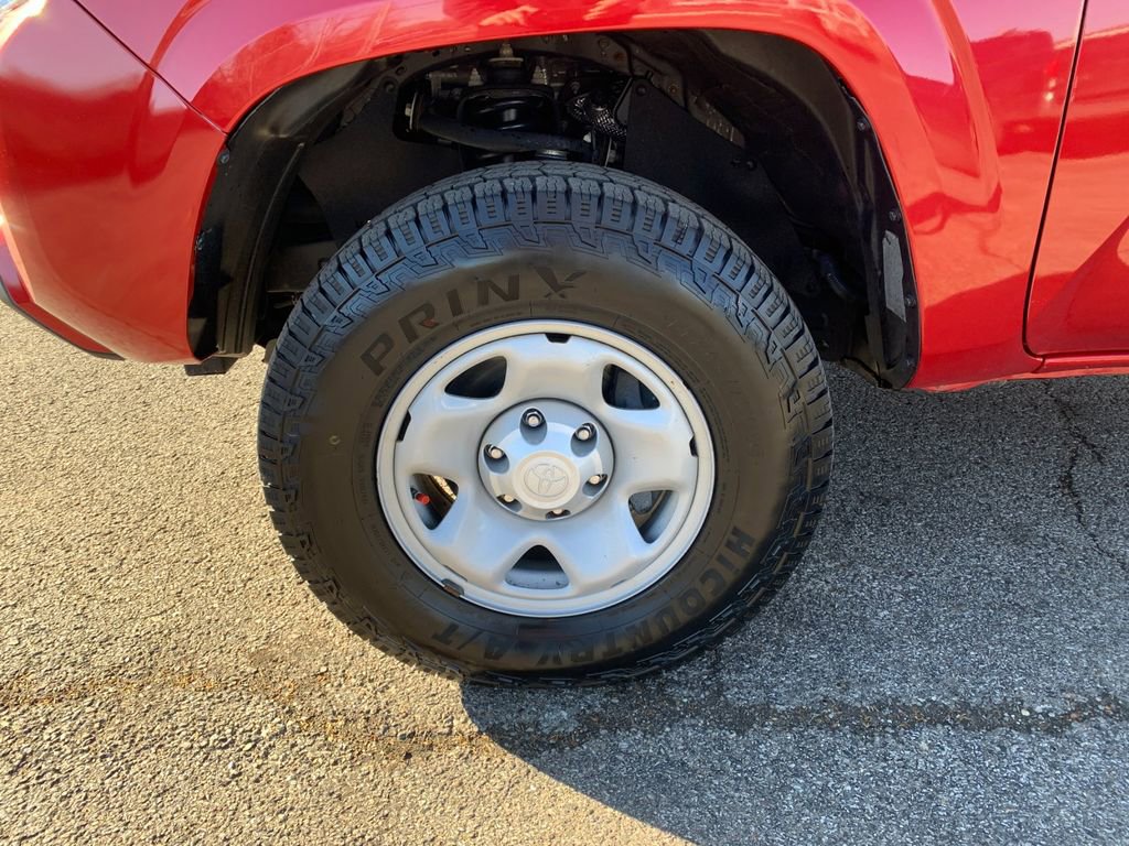 Used 2023 Toyota Tacoma SR image 32