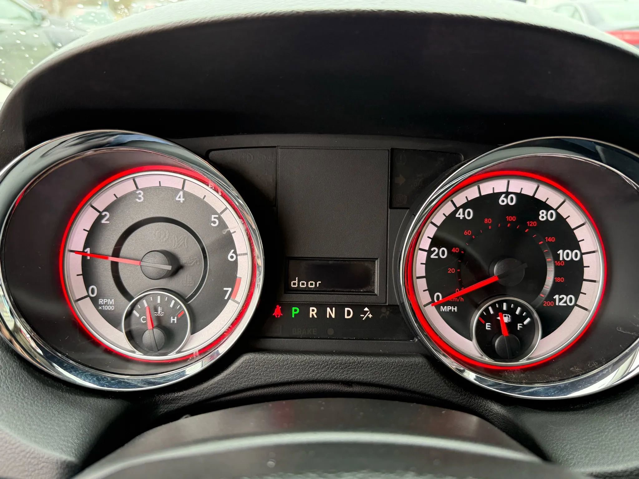 Used 2019 Dodge Grand Caravan SE w/ UConnect Hands-Free Group image 17