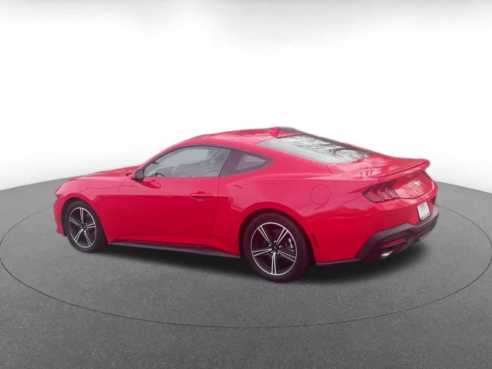 Used 2024 Ford Mustang Premium image 10