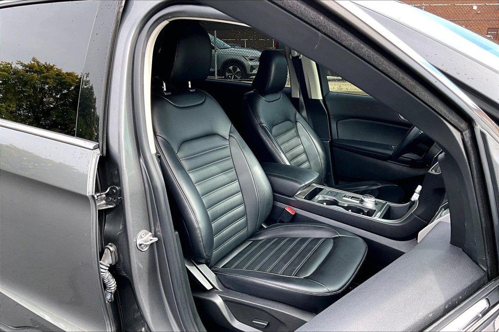 Certified 2023 Ford Edge SEL w/ Convenience Package AWD/4WD image 7