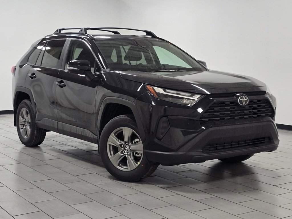 New 2025 Toyota RAV4 XLE image 2