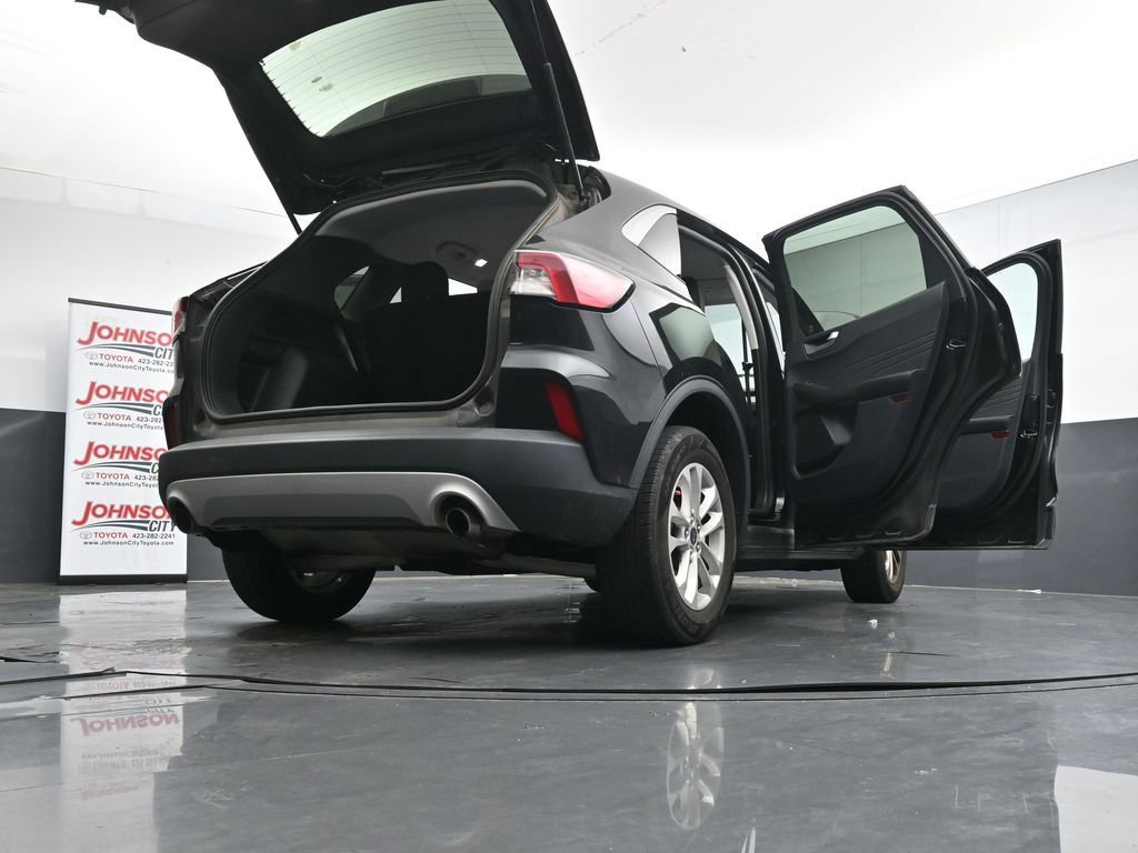 Used 2021 Ford Escape SE image 29
