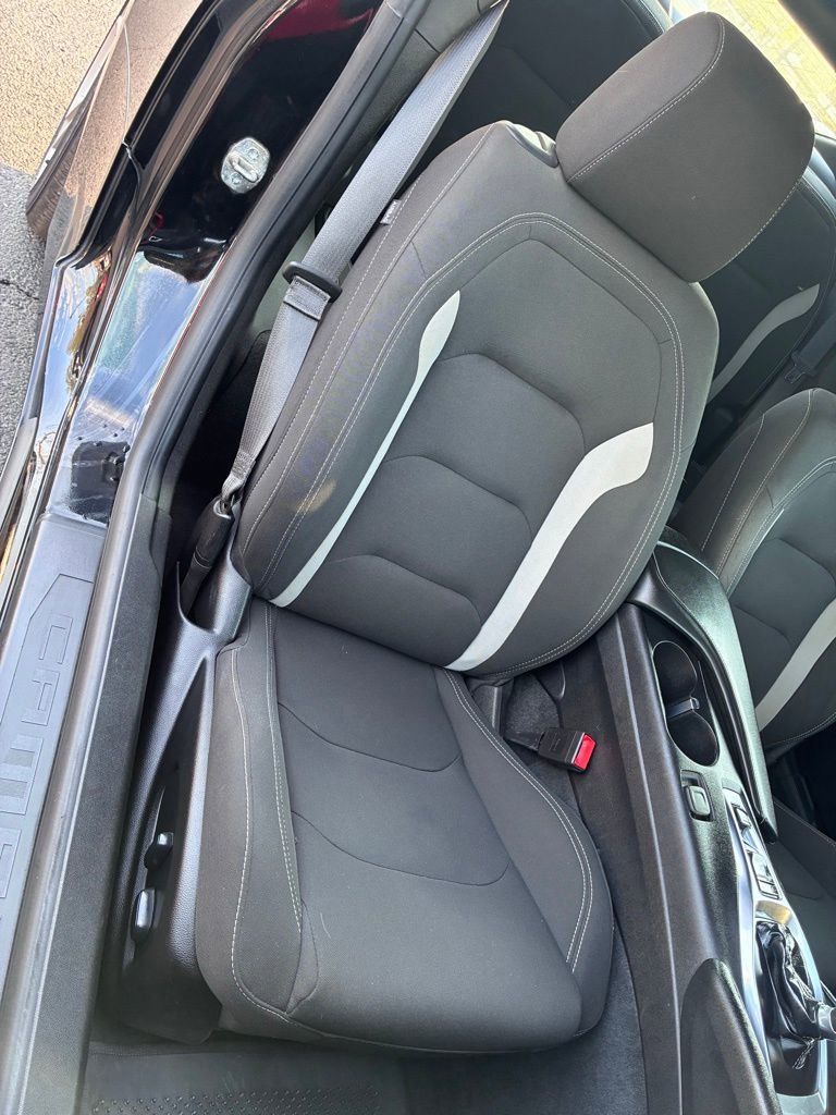 Used 2021 Chevrolet Camaro LT w/ RS Package RWD image 17