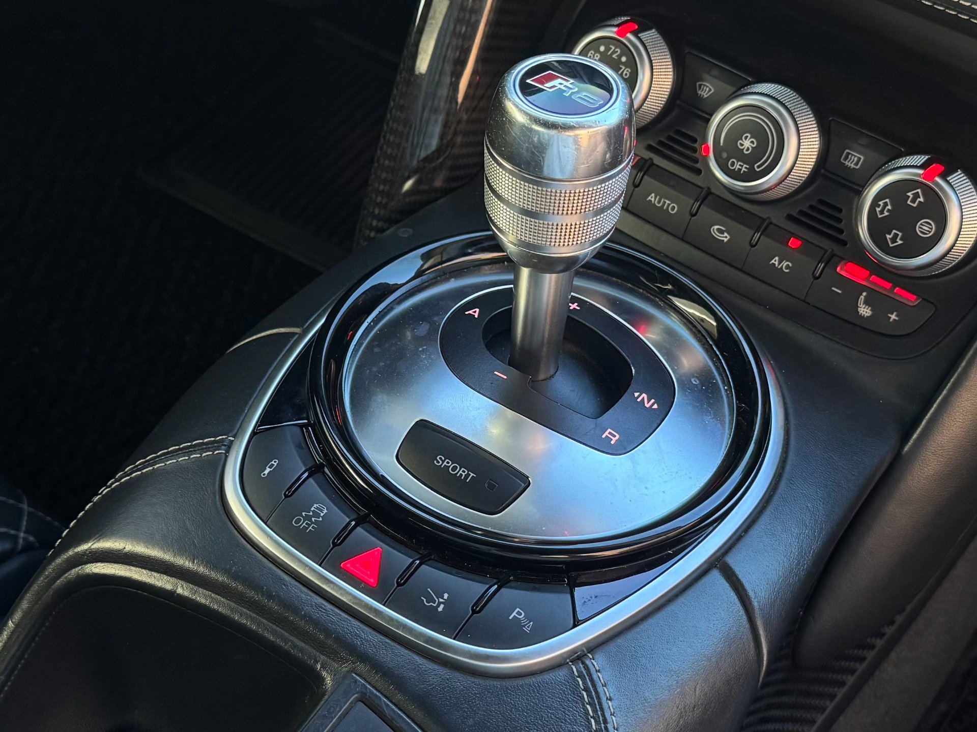Used 2015 Audi R8 V8 AWD/4WD image 39