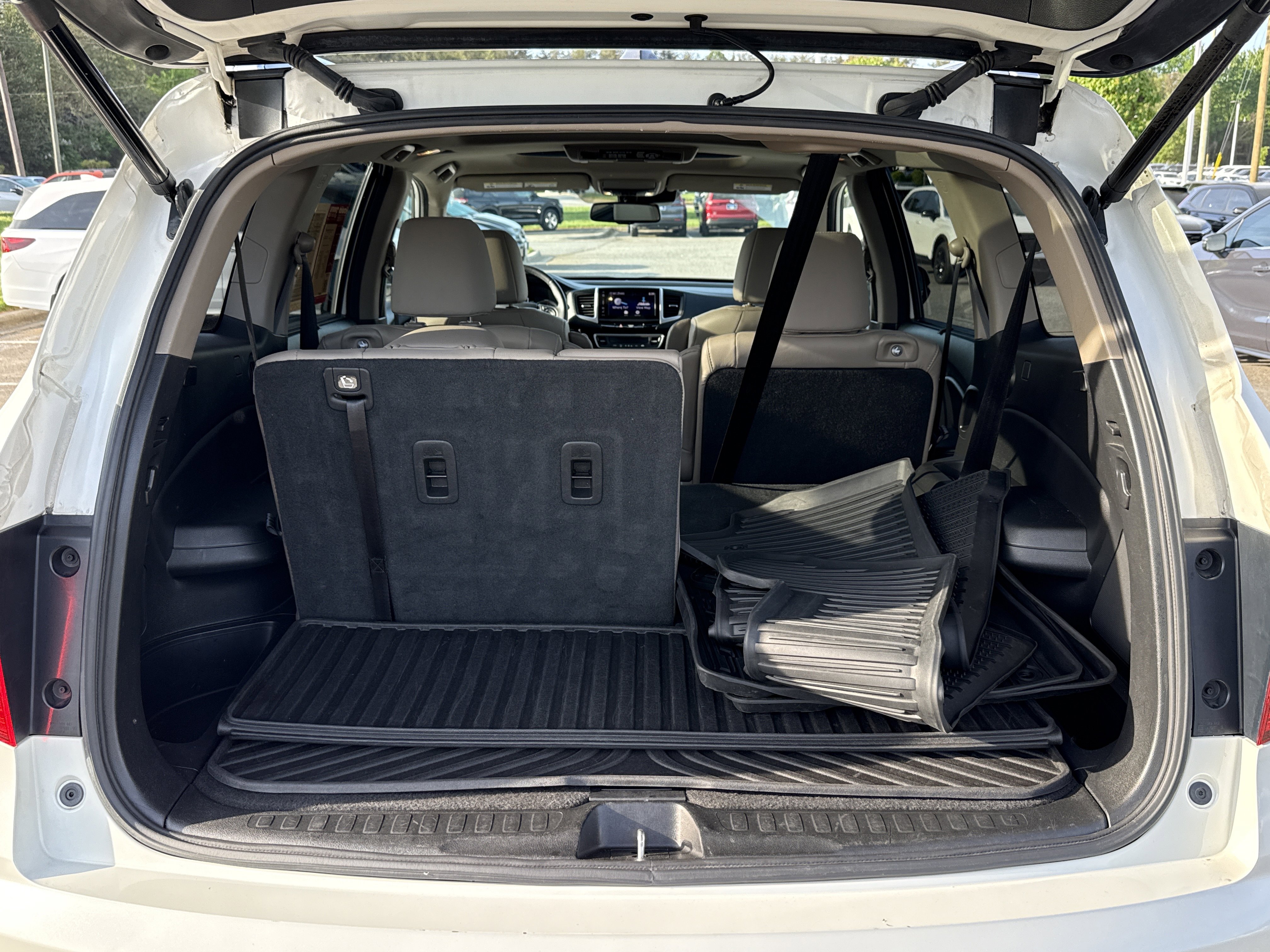 Used 2018 Honda Pilot Elite image 34