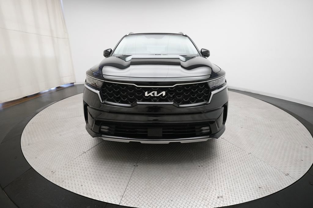 Certified 2023 Kia Sorento SX Prestige w/ Panoramic Sunroof Package AWD/4WD image 11