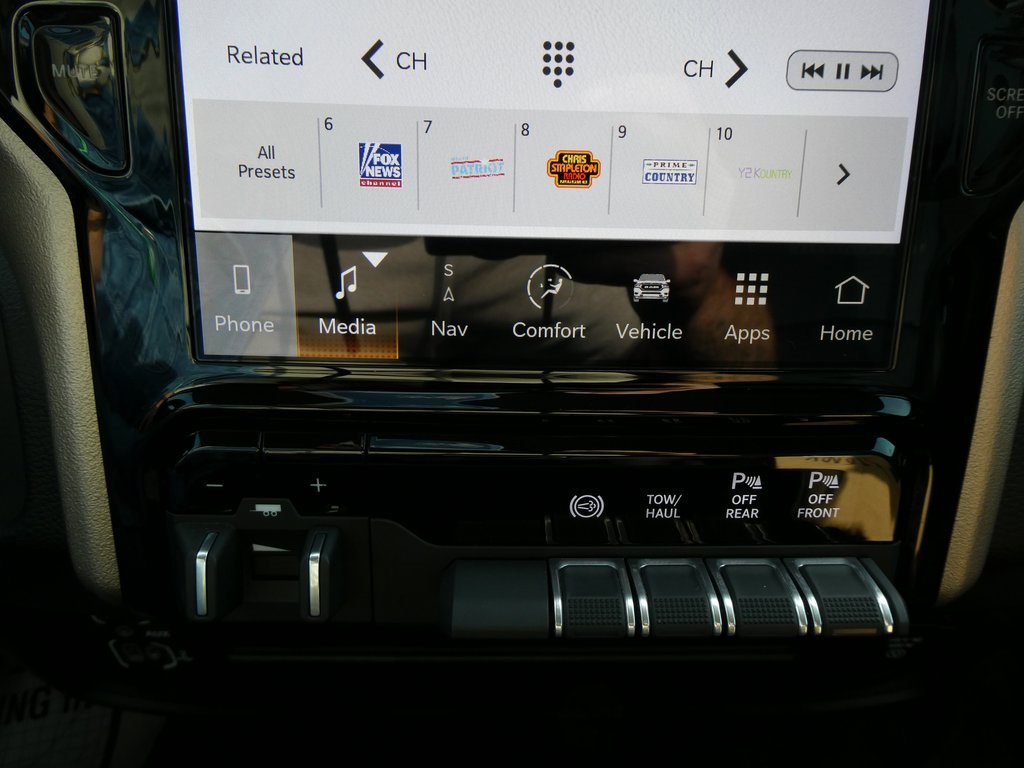 Used 2024 RAM 3500 Laramie w/ Towing Technology Group image 29