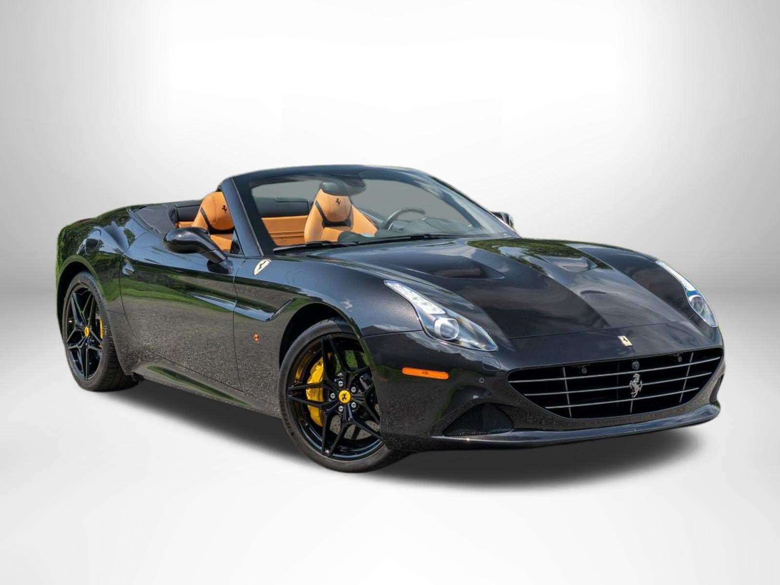 Used 2018 Ferrari California T RWD image 1