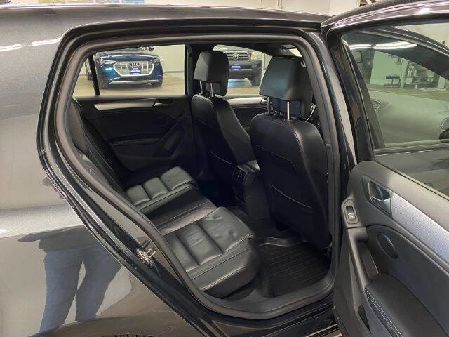 Used 2012 Volkswagen Golf 4-Door image 14