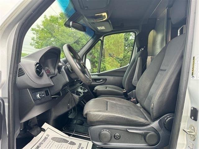 Used 2019 Mercedes-Benz Sprinter 1500 image 10