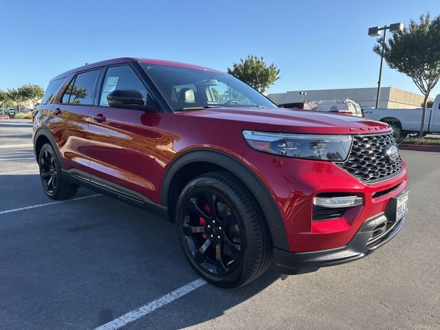 Certified 2021 Ford Explorer ST w/ Equipment Group 401A AWD/4WD image 4