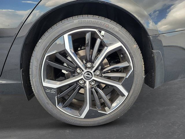 New 2026 Nissan Altima 2.5 SR FWD image 13