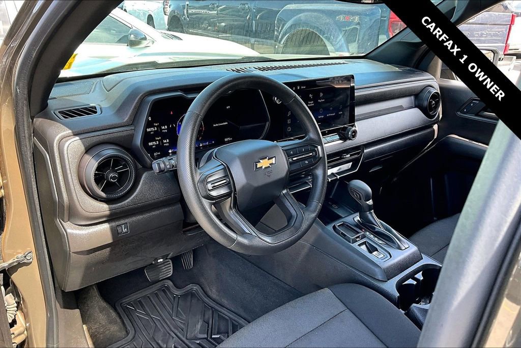 Used 2024 Chevrolet Colorado W/T image 17