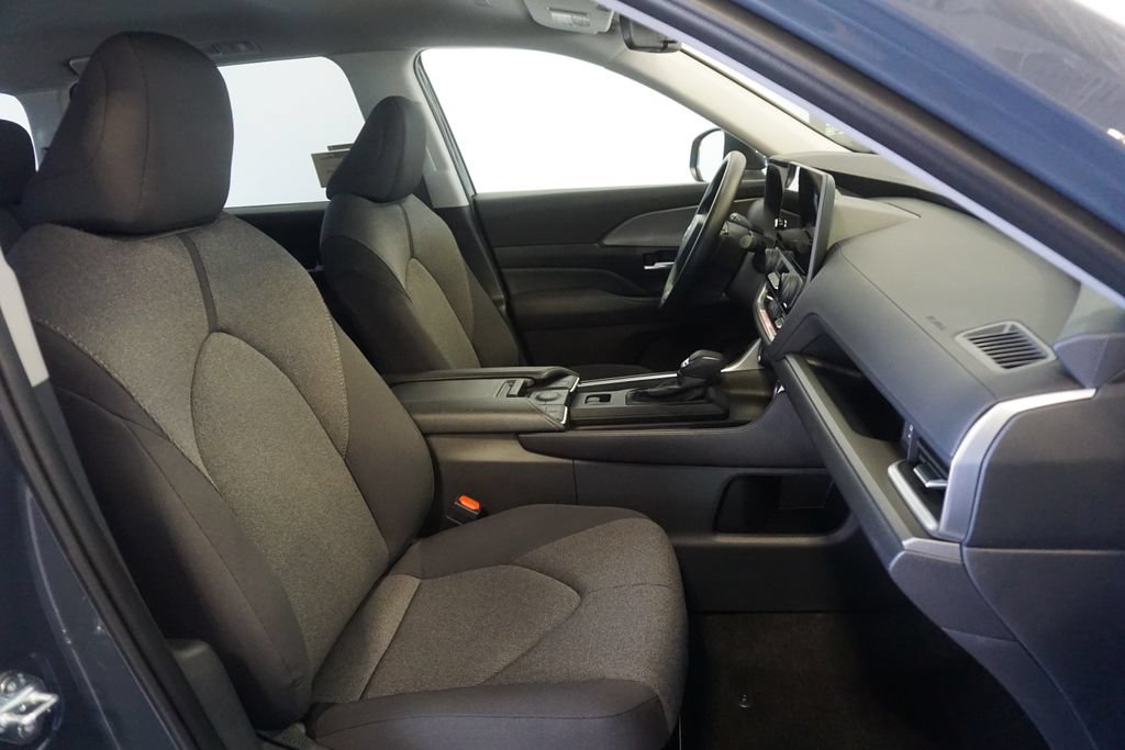 New 2026 Toyota Grand Highlander AWD image 24