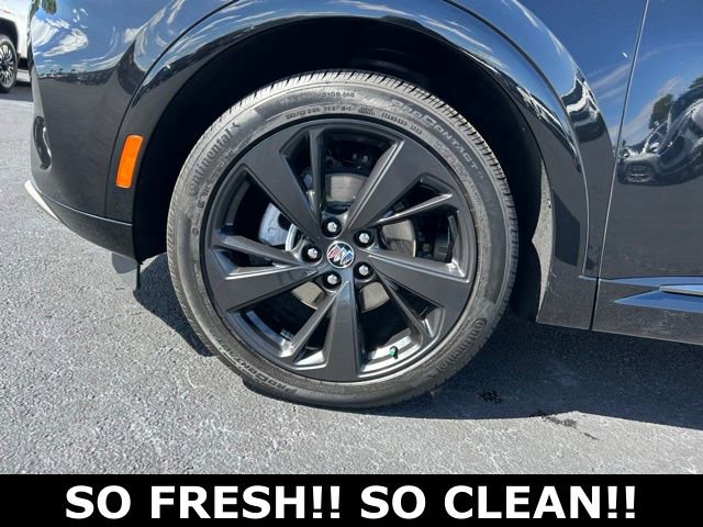 Used 2023 Buick Envision Preferred w/ Sport Touring Package image 9