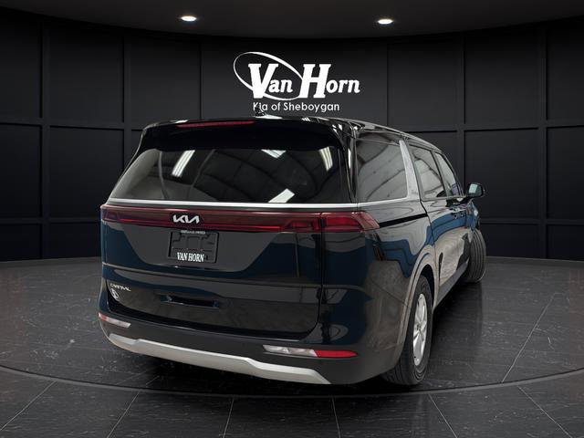 Used 2024 Kia Carnival LX FWD image 7