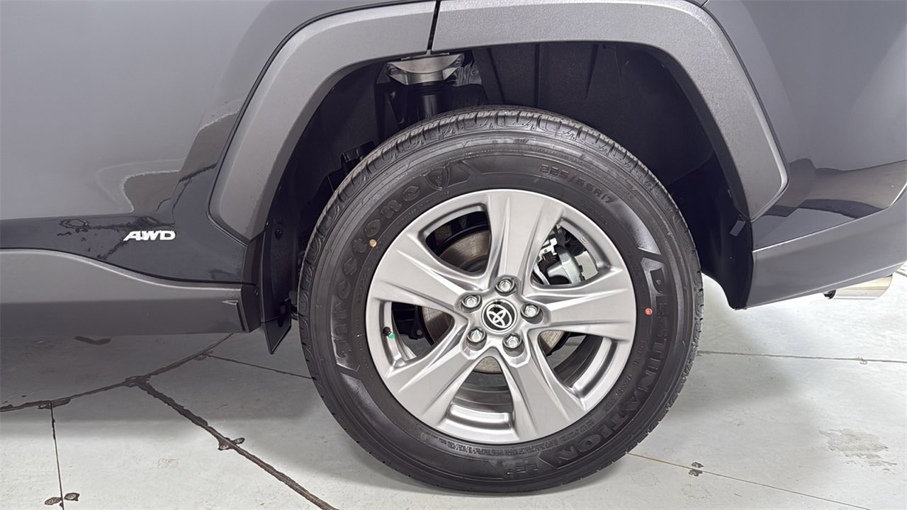 Certified 2025 Toyota RAV4 LE image 23