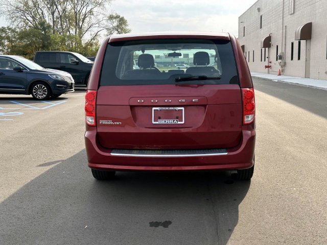 Used 2016 Dodge Grand Caravan American Value Package FWD image 6