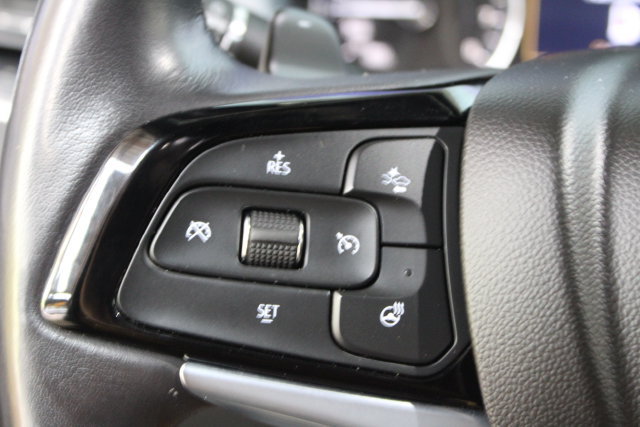 Used 2023 Buick Enclave Essence w/ Sport Touring Edition AWD/4WD image 16