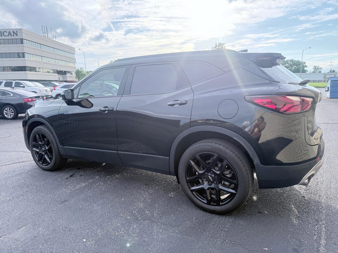 Used 2019 Chevrolet Blazer LT FWD image 3