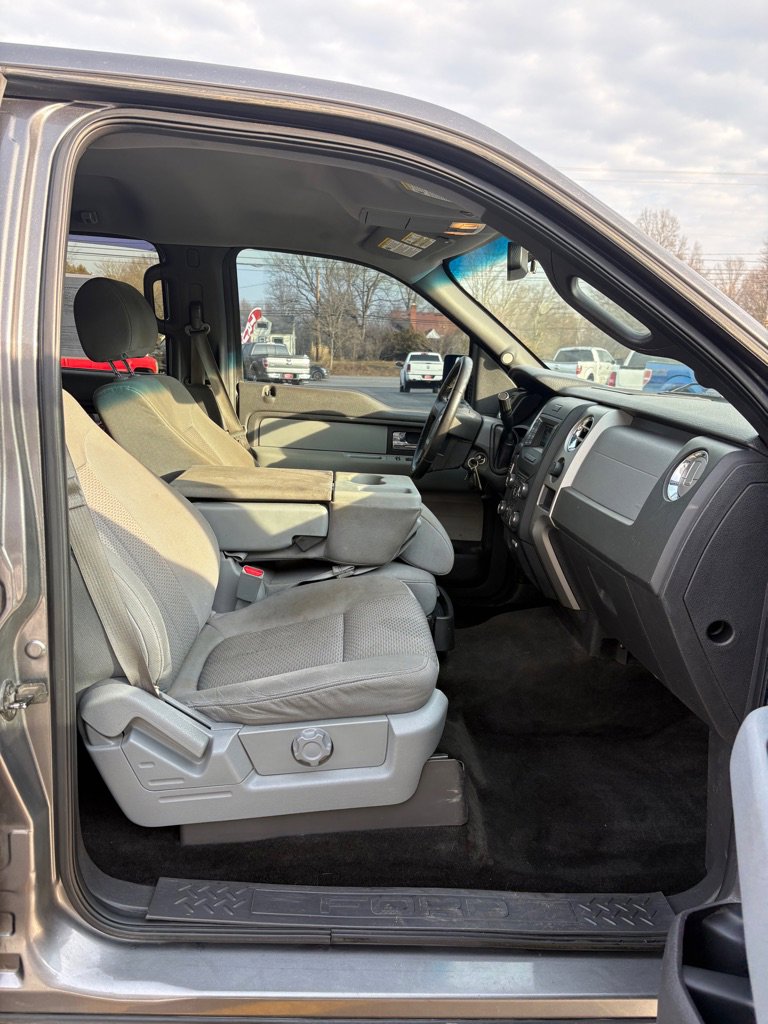 Used 2014 Ford F150 XLT w/ Equipment Group 302A Luxury image 12