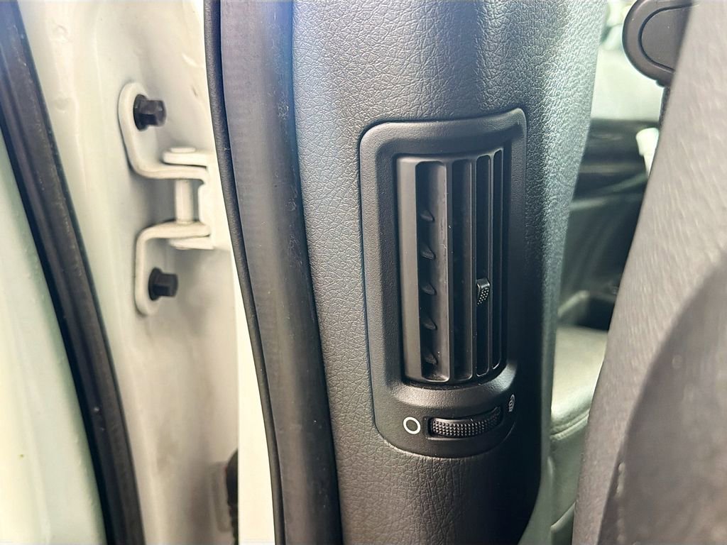 Used 2015 Kia Sorento EX w/ EX V6 Touring Package image 26