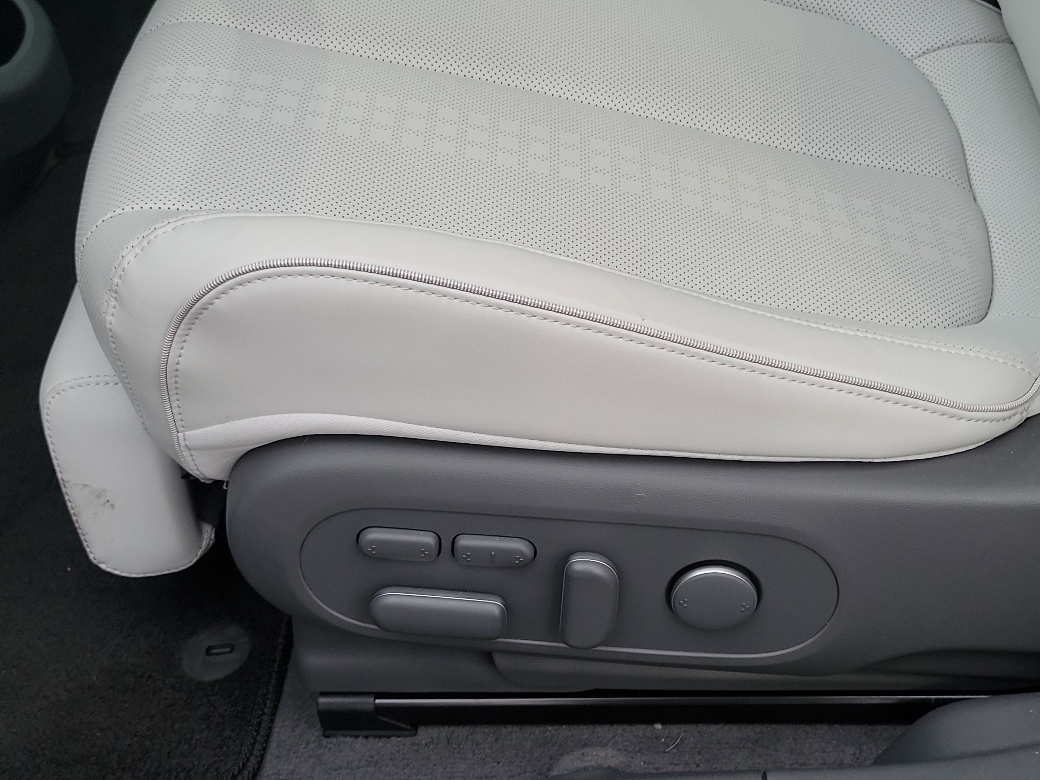 Certified 2024 Hyundai Ioniq 5 Limited image 18