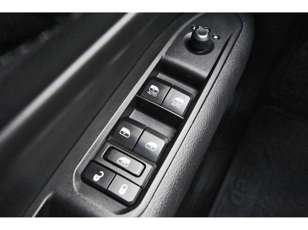 Used 2023 Jeep Compass Trailhawk AWD/4WD image 22